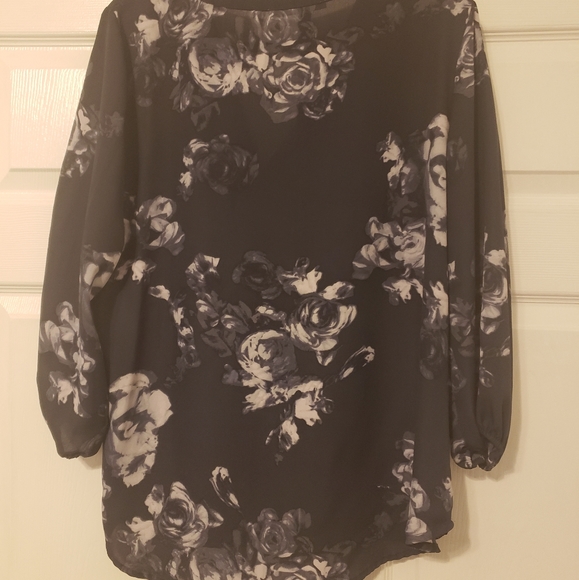 Floral Blouse - Picture 3 of 5